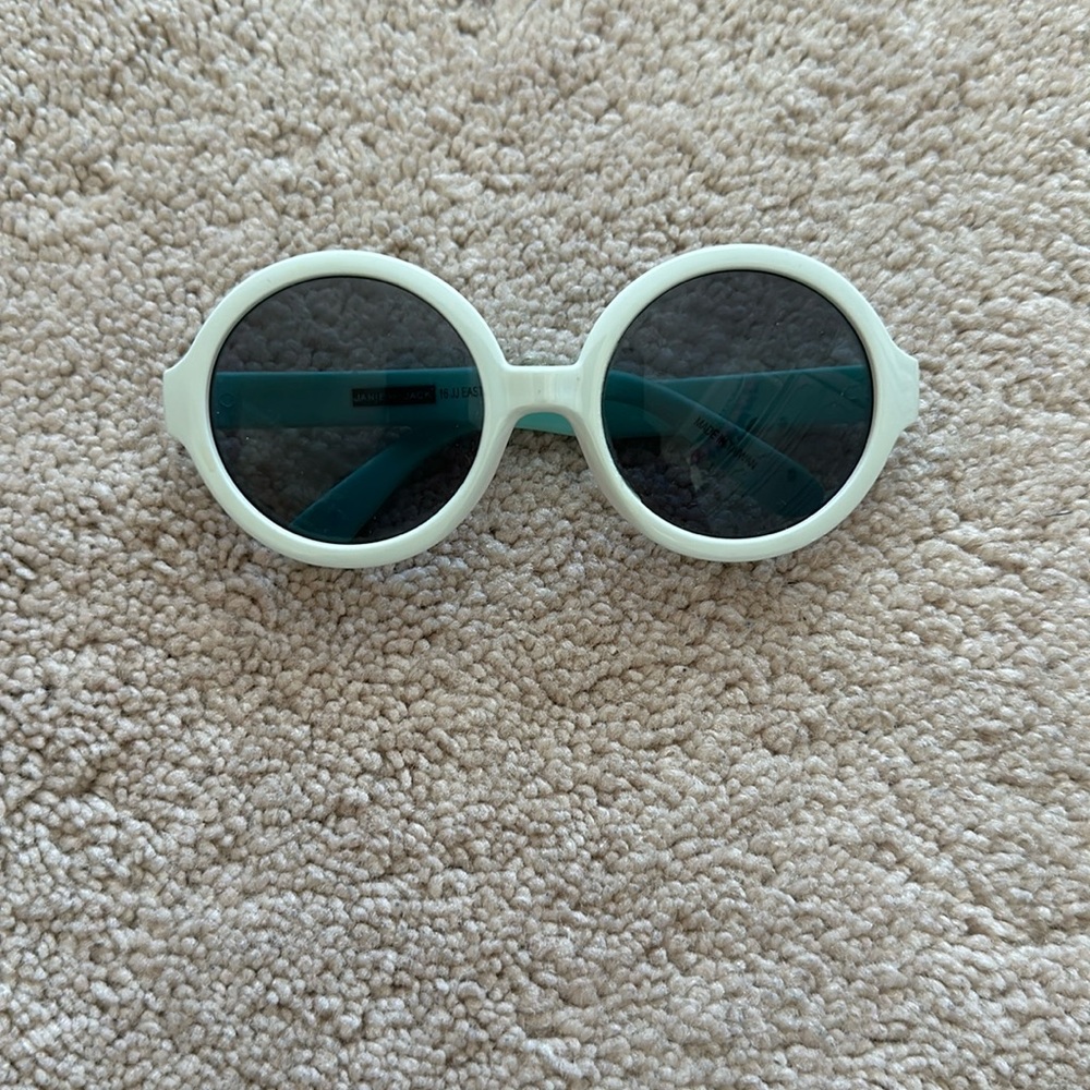 Janie and Jack sea foam green sunglasses 0-2 years